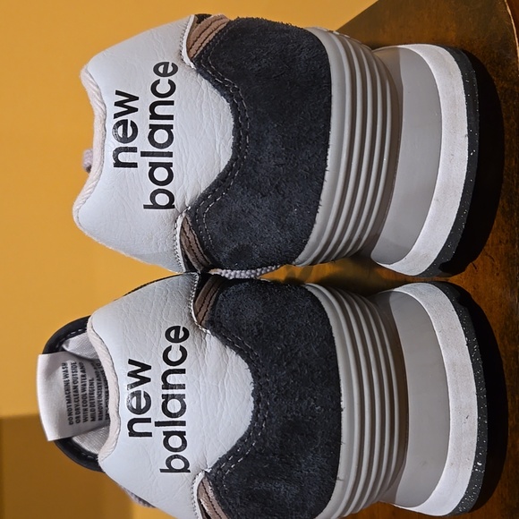 New Balance Men's Classic 574 Blue and White Sneakers Size 13 - Picture 3 of 8